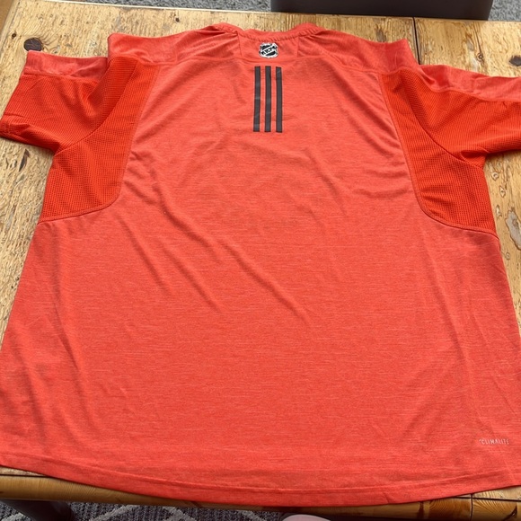 Brand new Adidas, Philadelphia Flyers, NBA Wickway shirt 2XL - Picture 7 of 15